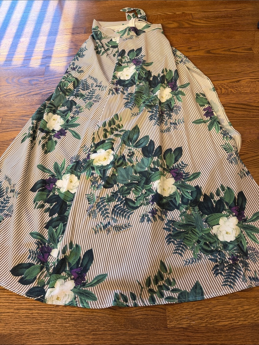 Haute Rogue Floral Striped Maxi Skirt in Green and Cream Size Small